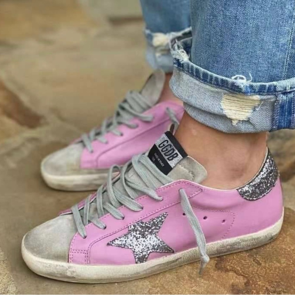Golden Goose SUPERSTAR LOW TOP SNEAKER IN PINK/ GREY